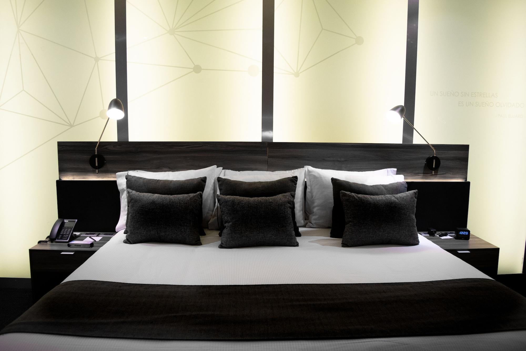 Four Points By Sheraton Distrito Uno Chihuahua Extérieur photo